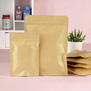 Kraft paper zipper pouch for secure food packaging